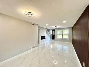 4009 Finley Rd in Irving, TX - Building Photo - Building Photo