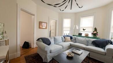 26 Darling St in Boston, MA - Building Photo - Building Photo