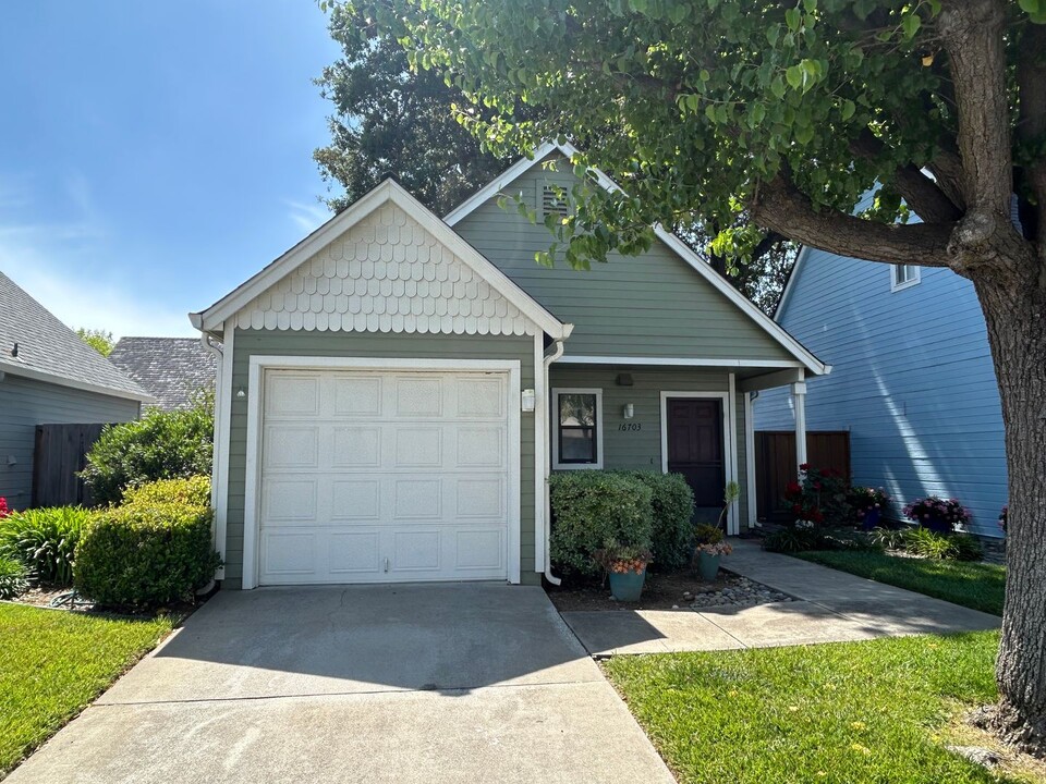 16703 Audrey Dr in Morgan Hill, CA - Building Photo