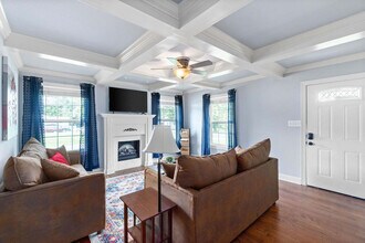 206 E St in Clarksville, TN - Building Photo - Building Photo