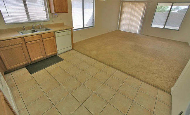 14933 W Caribbean Ln in Surprise, AZ - Building Photo - Building Photo