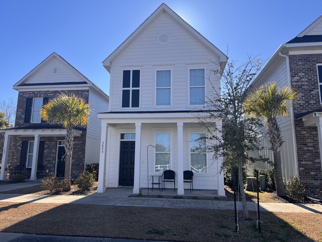 property at 3453 Bristol Ln