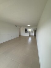 7580 SW 82nd St in Miami, FL - Building Photo - Building Photo