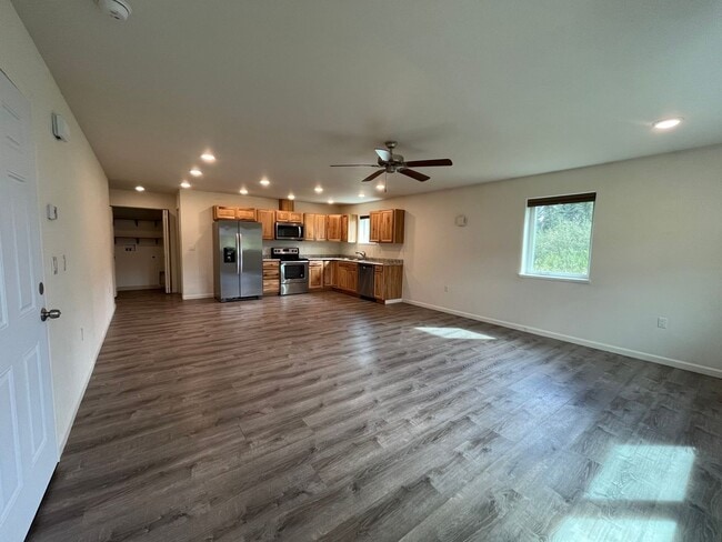 1245 Groundsel Ave in North Pole, AK - Building Photo - Building Photo
