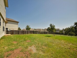 11413 Dog Leg Dr in Austin, TX - Building Photo - Building Photo