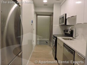 10 Soden St, Unit 006 in Cambridge, MA - Foto de edificio - Building Photo
