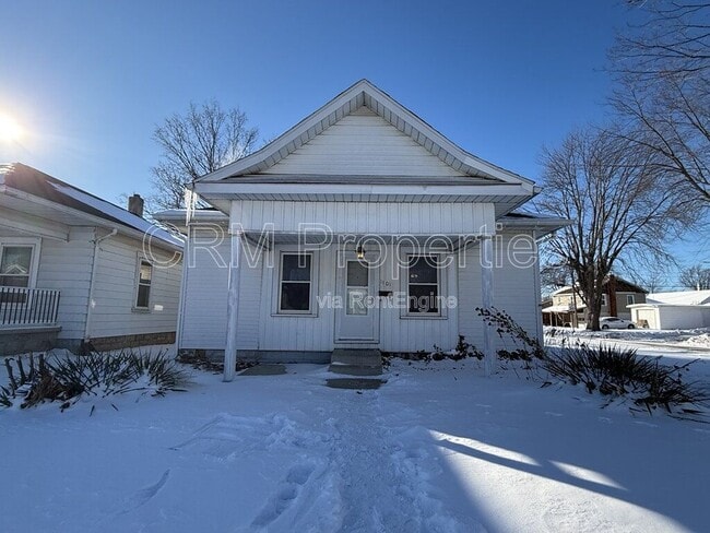 property at 1101 S Locke St