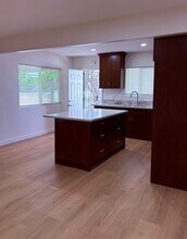 1610 W Cameron St in Long Beach, CA - Building Photo - Building Photo