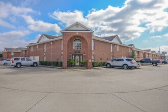 Spurlock North Apartments in Nederland, TX - Building Photo - Building Photo