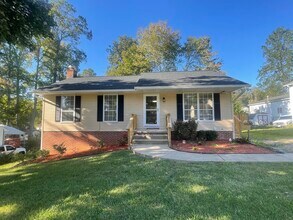 221 Fallsway Ln in Stafford, VA - Building Photo - Building Photo