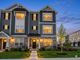 324 Basin Ct in St. Charles, IL - Building Photo