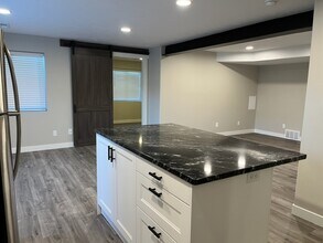 6261 W 13900 S in Herriman, UT - Foto de edificio - Building Photo