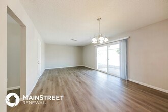 3732 W Solar Dr in Phoenix, AZ - Building Photo - Building Photo