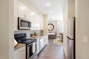 10 Prince in Lancaster, PA - Building Photo