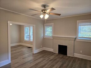 319 2nd St Pl SE in Hickory, NC - Building Photo - Building Photo