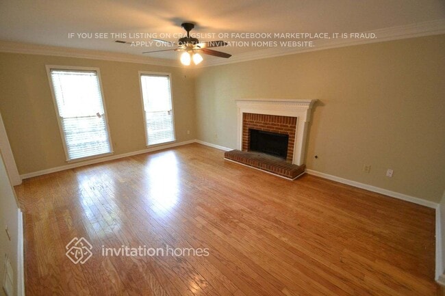 613 Dahlia Way in Acworth, GA - Foto de edificio - Building Photo