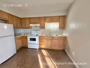 12 Lori Ln in Amelia, OH - Building Photo - Building Photo