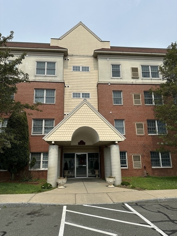 20 Heaths Ct in Lynn, MA - Building Photo - Building Photo