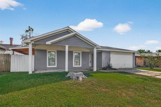 5039 Shadowridge Dr in Houston, TX - Building Photo - Building Photo