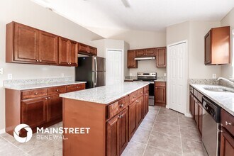 927 Cambridge Ct in Kissimmee, FL - Building Photo - Building Photo