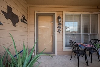 1505 Ward Rd, Unit 118 in Baytown, TX - Building Photo - Building Photo