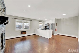 289 Main St in Spotswood, NJ - Building Photo - Building Photo