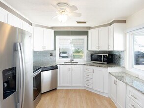 529 Cervina Dr S in Venice, FL - Building Photo - Building Photo