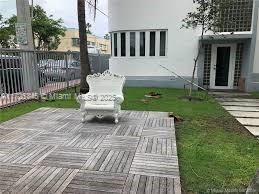 557 Michigan Ave in Miami Beach, FL - Building Photo - Building Photo