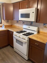 8700 S 81st Ave in Hickory Hills, IL - Building Photo - Building Photo