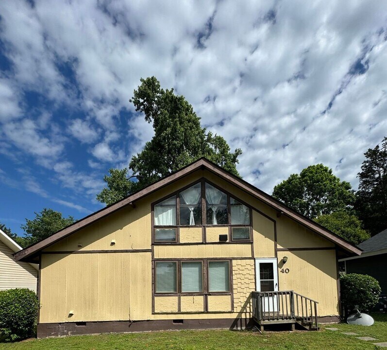 40 Cedarvilla Dr in Rock Hill, SC - Building Photo