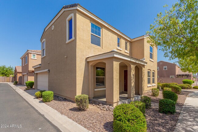 2261 S Ponderosa Dr in Gilbert, AZ - Building Photo - Building Photo
