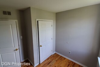 7057 Cresheim Rd in Philadelphia, PA - Building Photo - Building Photo
