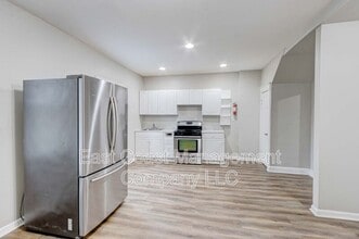 2854 Oakley Ave in Baltimore, MD - Building Photo - Building Photo