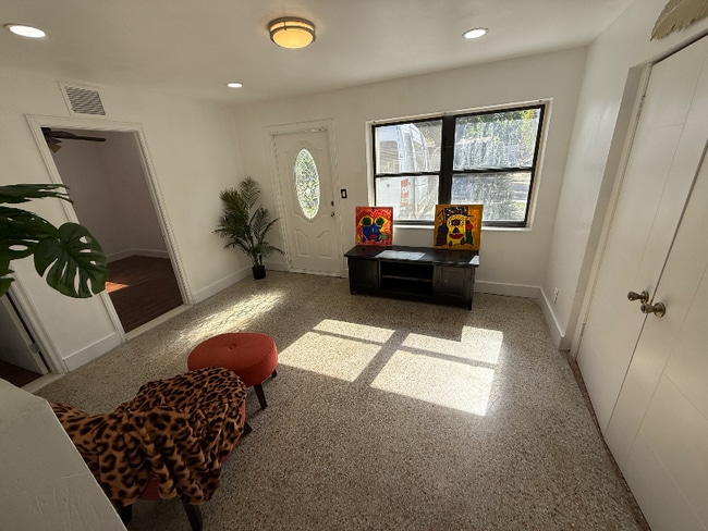 2964 NE 13th Ave in Pompano Beach, FL - Building Photo - Building Photo
