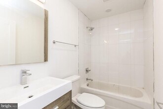 1431 Brown St in Philadelphia, PA - Building Photo - Building Photo
