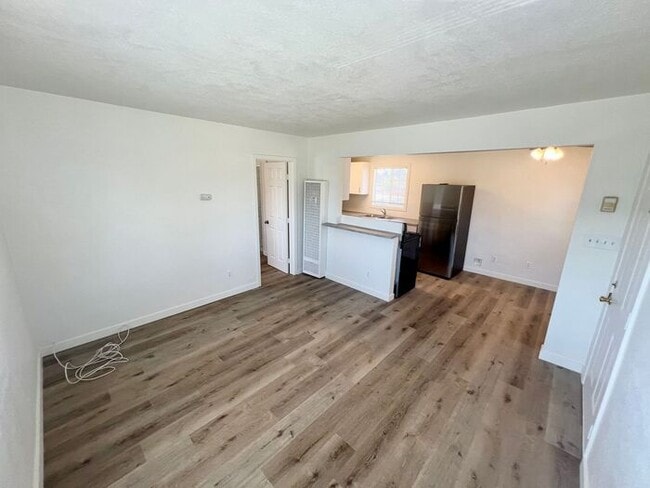4578 Logan Ave in San Diego, CA - Building Photo - Building Photo