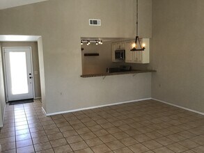 34041 Emily Way, Unit Emily Way in Rancho Mirage, CA - Building Photo - Building Photo