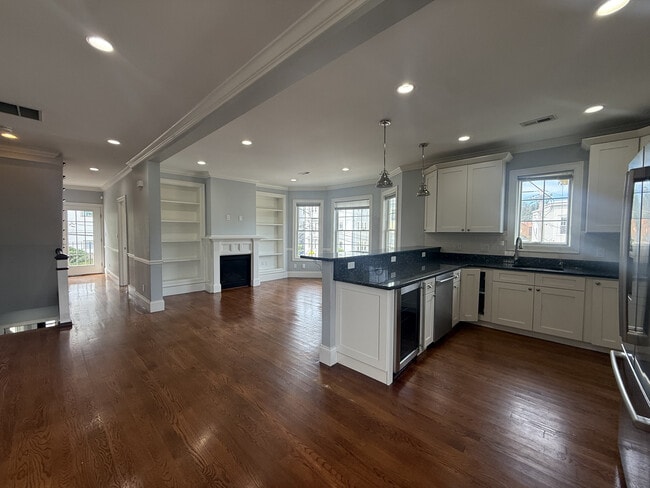 4 Langley Rd, Unit 2 in Boston, MA - Building Photo - Building Photo