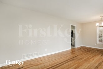 1860 Gherry Dr in Austell, GA - Building Photo - Building Photo