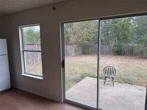 10935 Old Manchaca Rd in Austin, TX - Building Photo - Building Photo