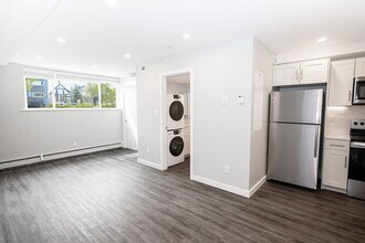 585 Corydon Apartment in Winnipeg, MB - Building Photo - Building Photo