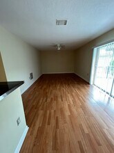 1171 Calle Del Rey-Unit -1171 Calle Del Rey Unit D in Casselberry, FL - Building Photo - Building Photo