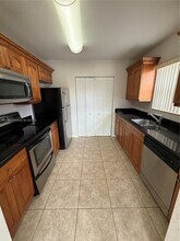 7605 NW 38th Ct in Hollywood, FL - Building Photo - Building Photo