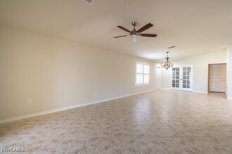 8449 Karina Ct in Naples, FL - Building Photo - Building Photo