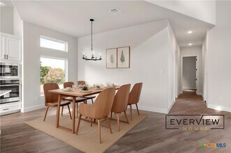 118 Cap Rock in Horseshoe Bay, TX - Building Photo - Building Photo