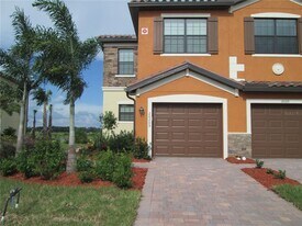 20209 Lagente Cir in Venice, FL - Building Photo