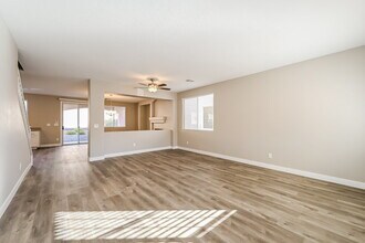 11022 Onslow Ct in Las Vegas, NV - Building Photo - Building Photo