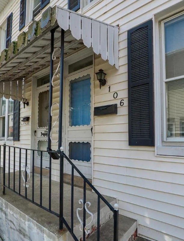 property at 106 W 6th Ave