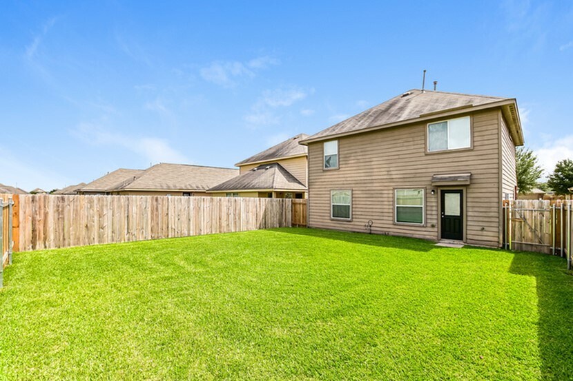 5715 Kyle Cove Dr in Katy, TX - Foto de edificio