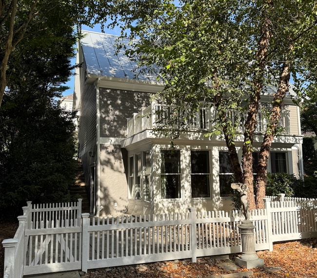 312 Tschiffely Square Rd in Gaithersburg, MD - Building Photo - Building Photo